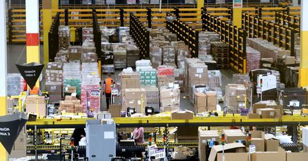 Amazon szuka 8500 pracowników. Oto jakie stawki oferuje