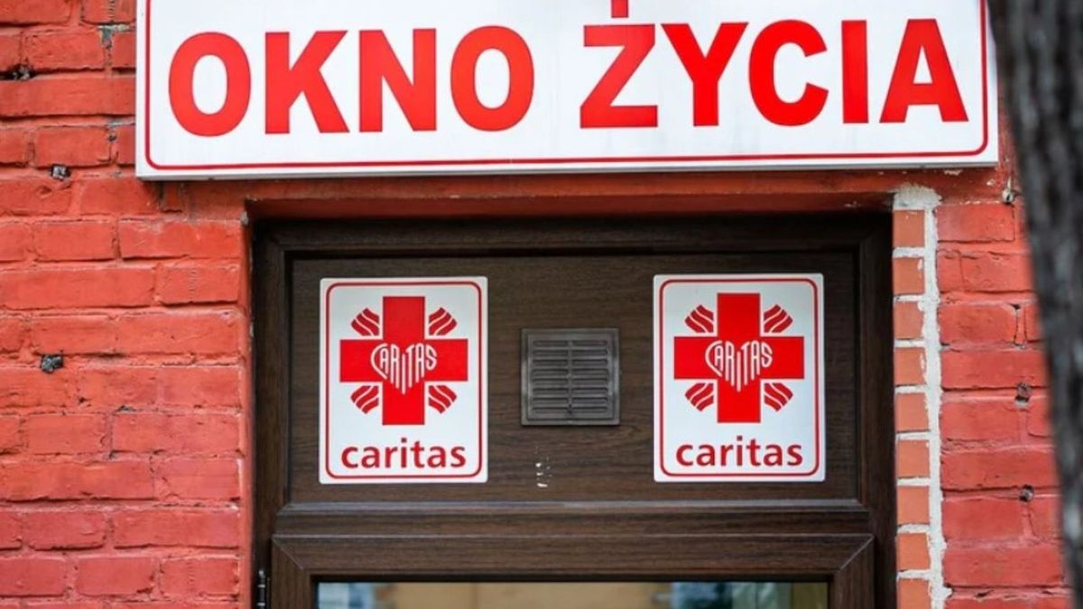 6-latka w oknie życia w Warszawie. Wujek chce zostać rodziną zas