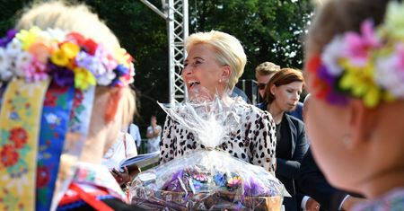 Prezydentowa zachwycona Kołami Gospodyń Wiejskich. "Siła kobiet"