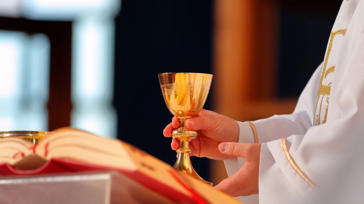 Ksiądz - zdjęcie poglądowe