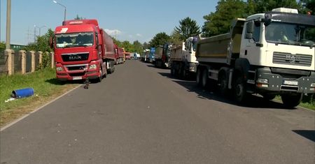 Kierowcy czekają na w kolejce po węgiel w kopalni Bogdanka ponad siedem dni