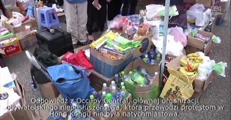 Demonstranci piąty dzień blokują ulice w Hong Kongu