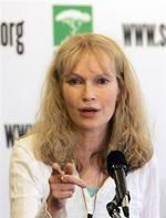 Mia Farrow tylko na wodzie