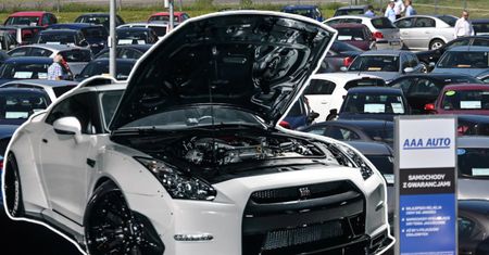 Kupił używane auto, został z wrakiem? Firmie już przygląda się UOKiK