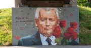 "Miłujcie się tak, jak Ja was umiłowałem." Mural z Jarosławem Kaczyńskim podbija internet