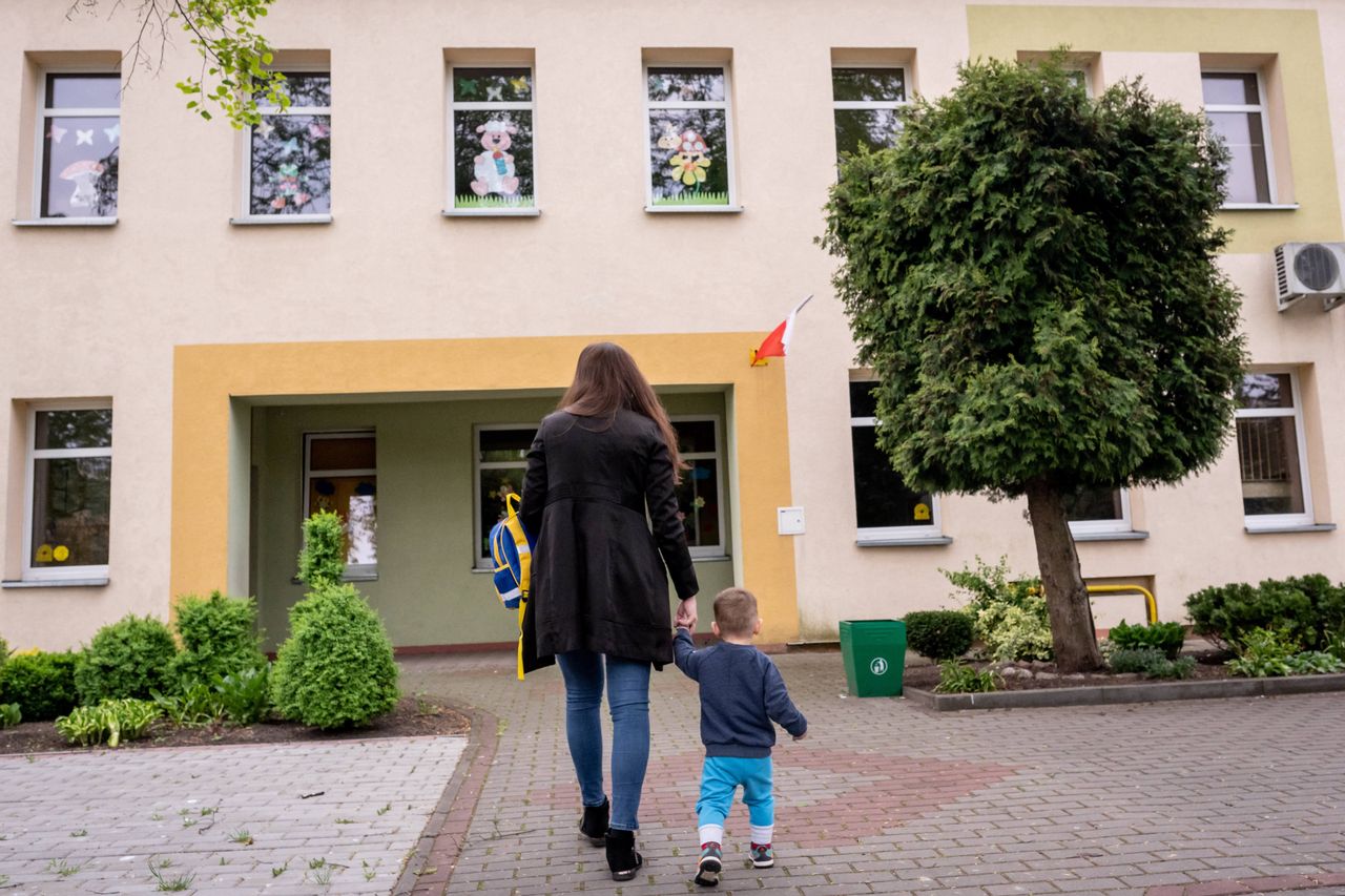 Szczepionka na COVID-19. Pracownicy instytucji opieki nad dziećmi w wieku do lat 3 zaszczepią się wcześniej 