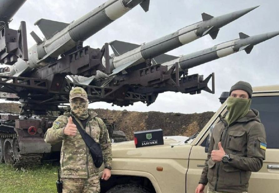 To już oficjalna wiadomość. Polska latem przekazała Ukrainie swoje konstrukcje wyrzutni rakietowych ziemia-powietrze 