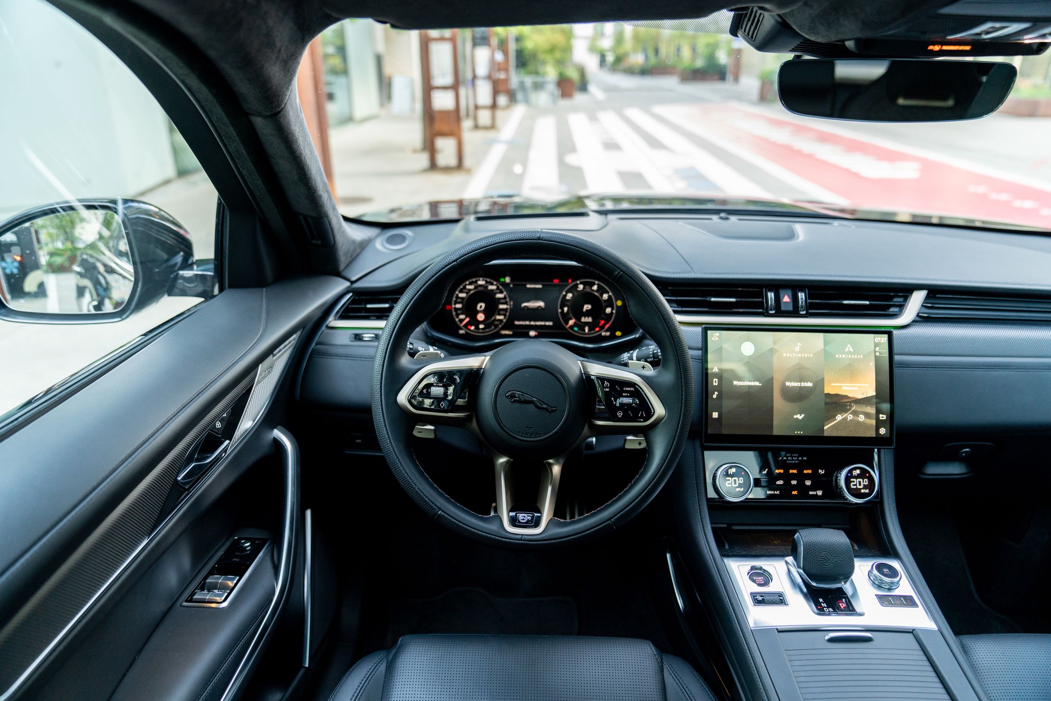 Jaguar F-Pace SVR Edition 1988