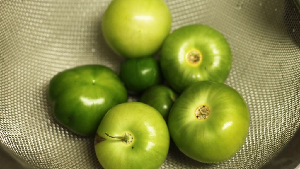 Surowa miechunka pomidorowa