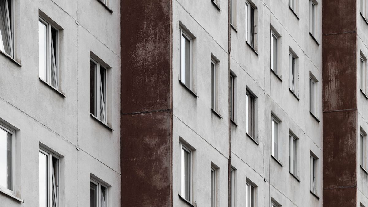 Na zdjęciu blok z wielkiej płyty