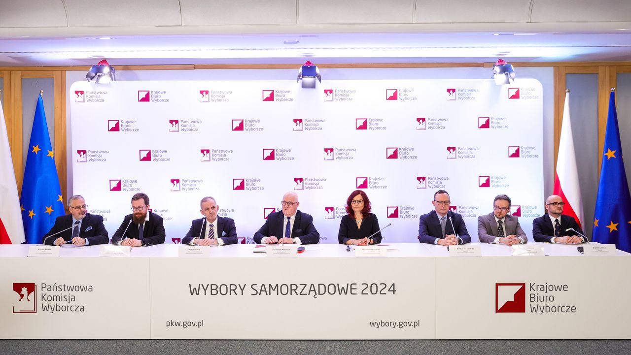 Wybory samorządowe 2024. PKW rozlosowała numery list ogólnopolskich