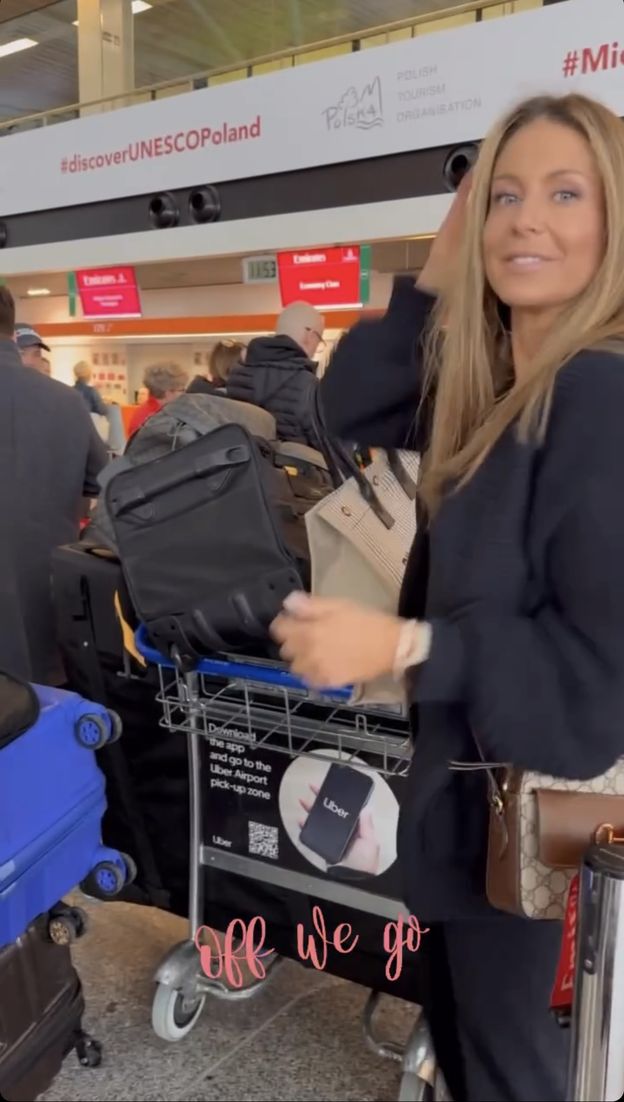 Radosław Majdan "śmieszkuje" z Małgorzaty Rozenek, która w podróż zabrała... ROWER. "Na lotnisku NIGDY nie jest nerwowo"