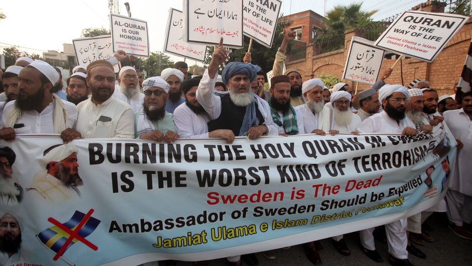 Niedzielne protesty w Pakistanie, wywołane incydentami w Szwecji i Danii, podczas których demonstracyjnie palone były egzemplarze Koranu 