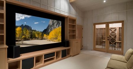 Duże telewizory bez funkcji Smart TV