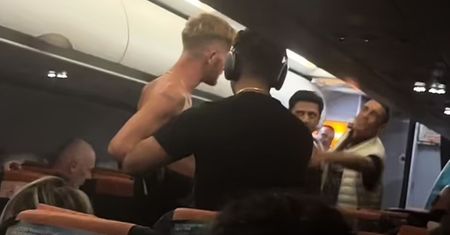 Awantura na pokładzie samolotu linii easyJet. Pasażer wszystko nagrał