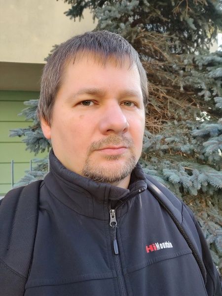 Motorola One Zoom przykład selfie