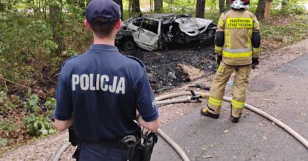 Tragiczny wypadek. W aucie znaleziono zwęglone zwłoki