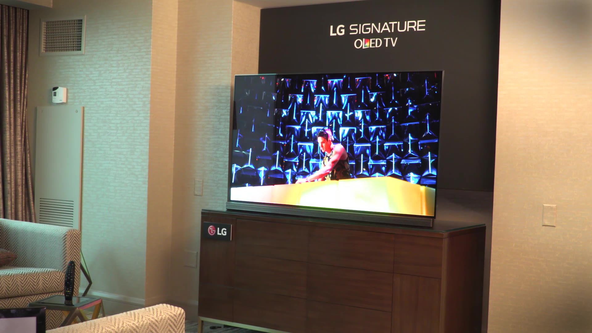 5 superdrogich telewizorów: wielkie ekrany, OLED, UHD, Quantum Dot i AmbiLux 11