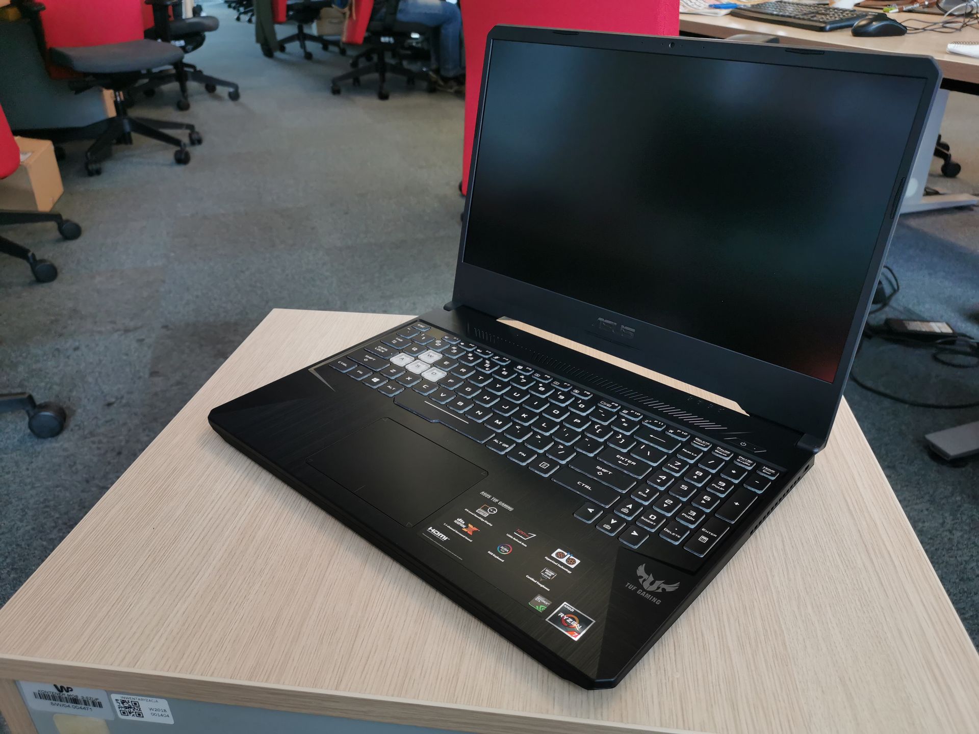 ASUS TUF Gaming FX505DU – test. Laptop dla graczy z procesorem AMD i grafiką Nvidii 9