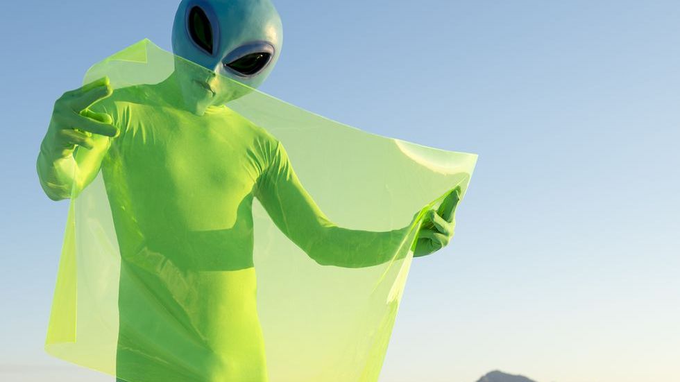 Przyszłość należy do giętkiej elektroniki. Bransoleta z elastycznym ekranem odmieni oblicze wearables 1