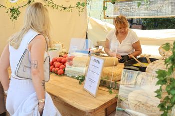 Wrocław: Trwa festiwal kulinarny Wrocławska Feta. Smaki lata na Rynku