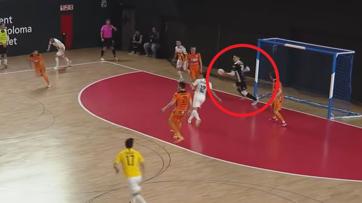 Zdjęcie okładkowe artykułu: YouTube / LNFS / Na zdjęciu: gol Michała Kałuży (Burela) w meczu z Industrias Santa Coloma