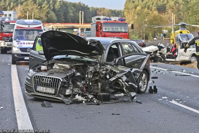 25.10.2017. Śmiertelny wypadek na drodze S3 koło Zielonej Góry.