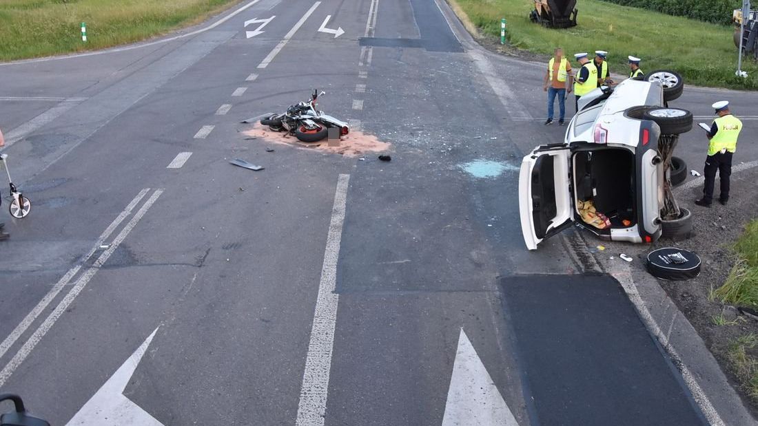 Tragiczny wypadek z udziałem motocyklisty i kierowcy samochodu w Krasnymstawie