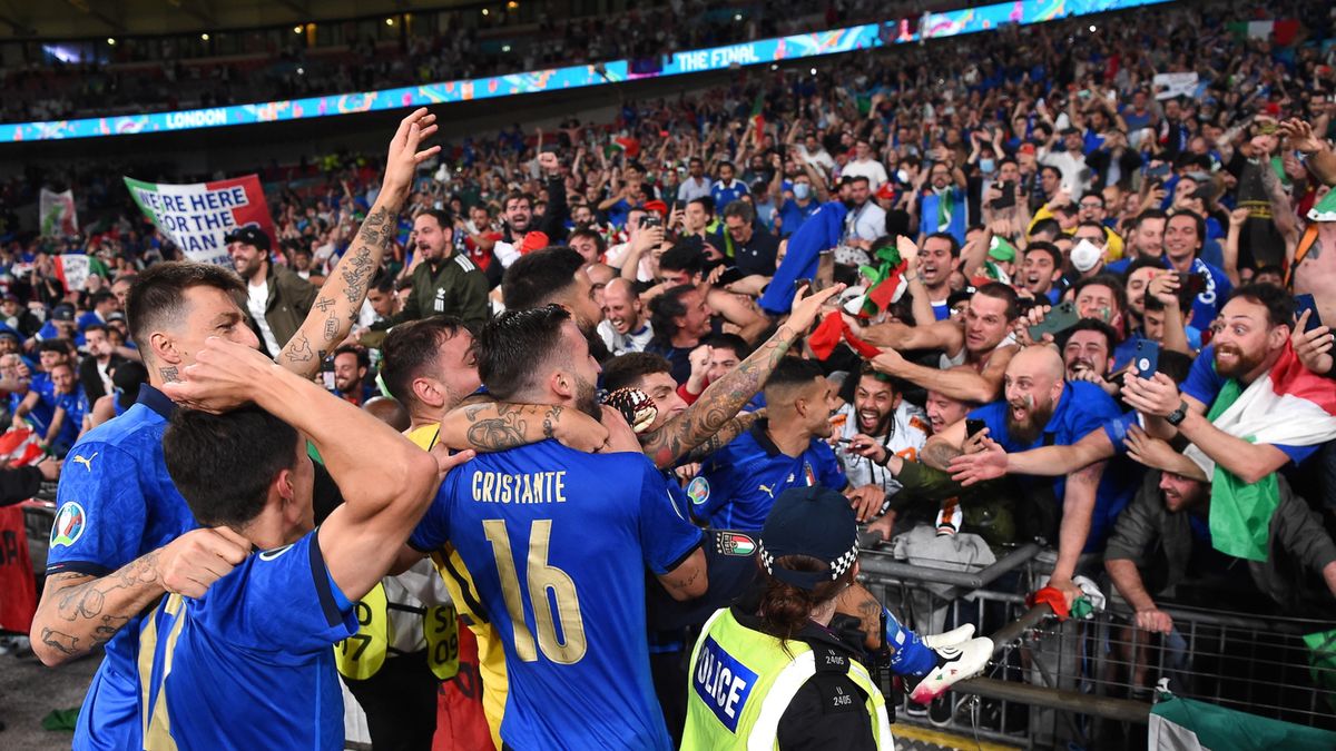 radość piłkarzy reprezentacji Włoch