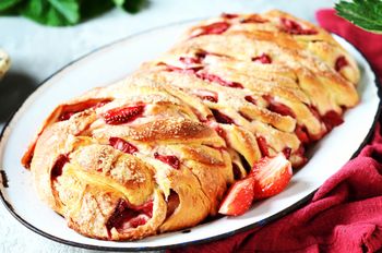 Na Wielkanoc piekę zamiast babki. Na talerzu nie zostają po nim nawet okruszki