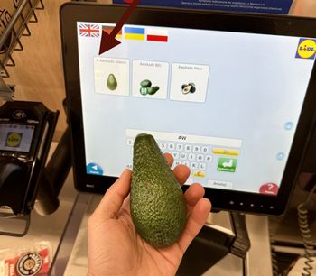 Podszedł do kasy samoobsługowej. "Urządzenia dla samozwańczych detektywów"