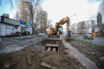 W miastach pękają rury. Ekspert: to nie zima jest winna