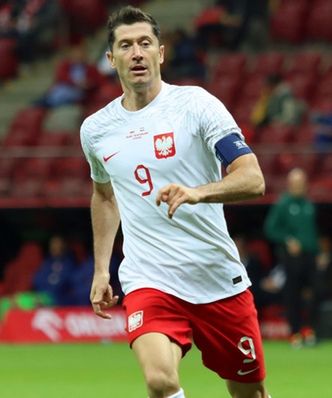Wyjawił, jak było z premiami w kadrze. Tak na to zareagował Lewandowski