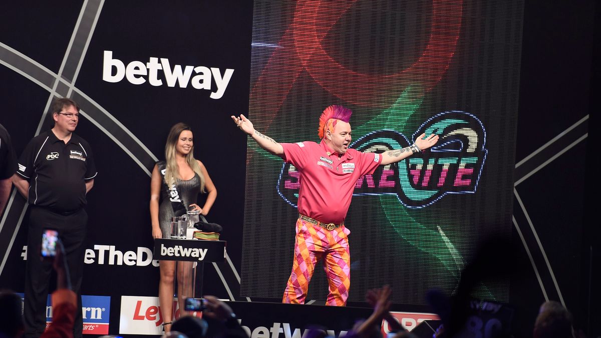 Materiały prasowe / Sportklub / Peter Wright na turnieju Premier League Darts w Belfaście 