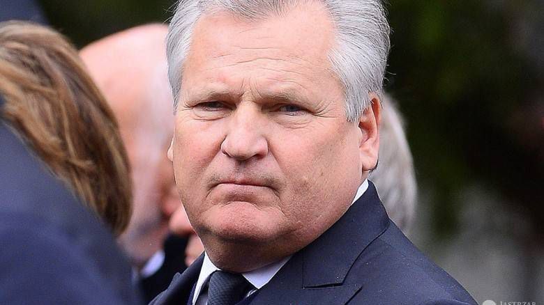Aleksander Kwaśniewski organizował przyjęcie pełne alkoholu