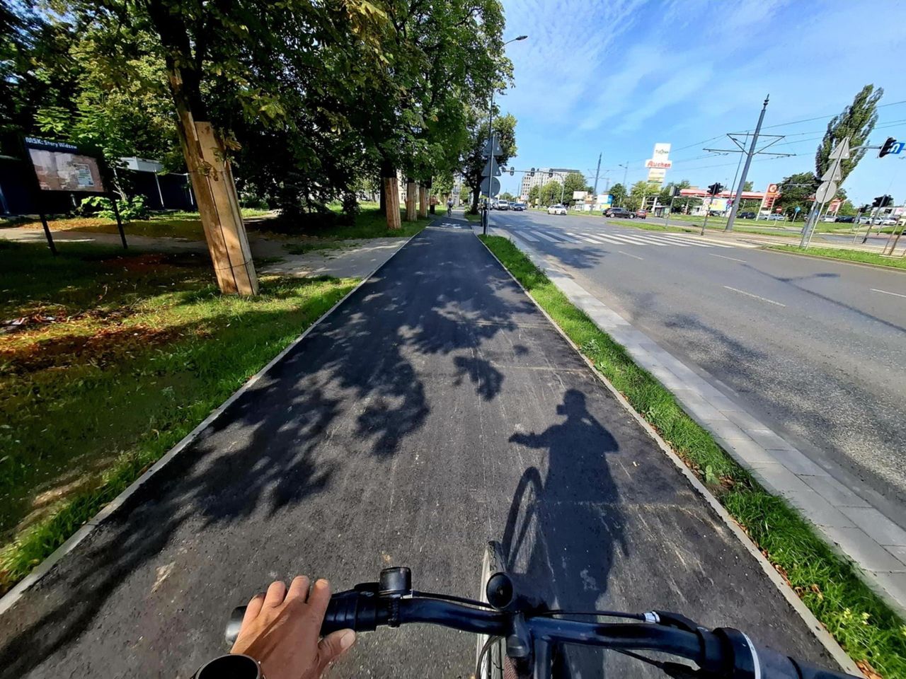 Łódź: Test nowej drogi rowerowej przy al. Piłsudskiego