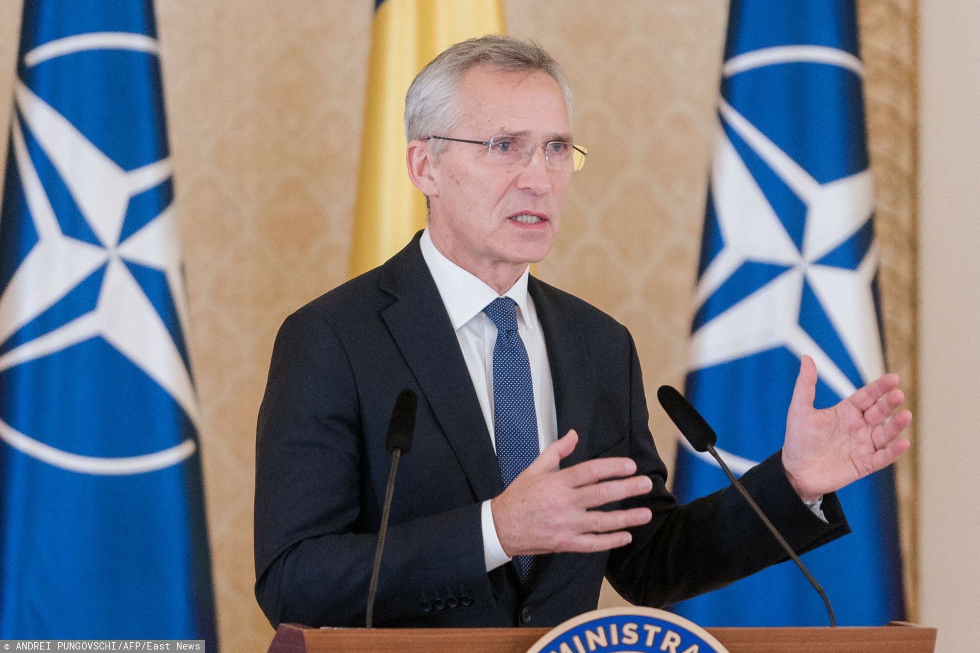 Temporary
NATO Secretary General Jens Stoltenberg delivers a press statement following talks with Romania?s President in Bucharest, Romania, on November 28, 2022. (Photo by Andrei PUNGOVSCHI / AFP)
ANDREI PUNGOVSCHI