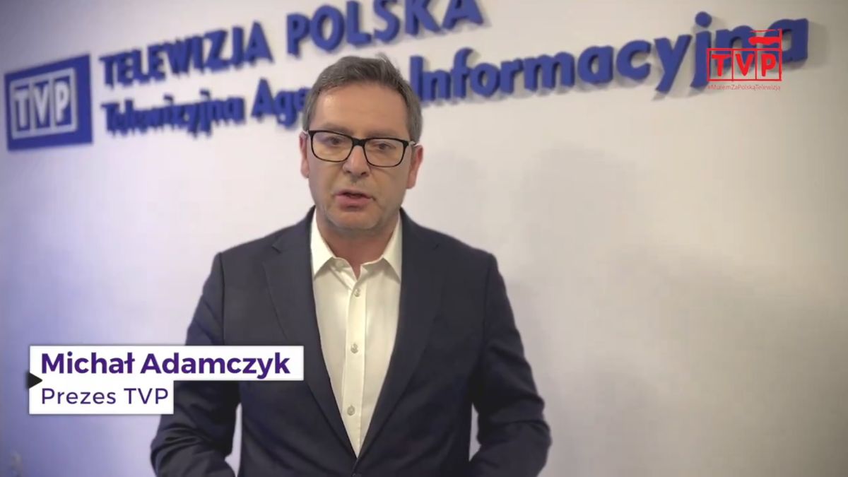 Michał Adamczyk w siedzibie Telewizyjnej Agencji Informacyjnej, która jest okupowana przez osoby nie zgadzające się ze zmianami w TVP