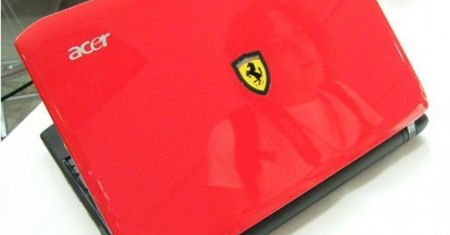 Szybki netbook od Acera - Ferrari One