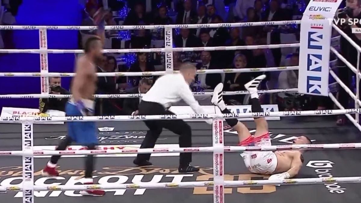 Twitter / TVP Sport / Mateusz Tryc został posłany na deski