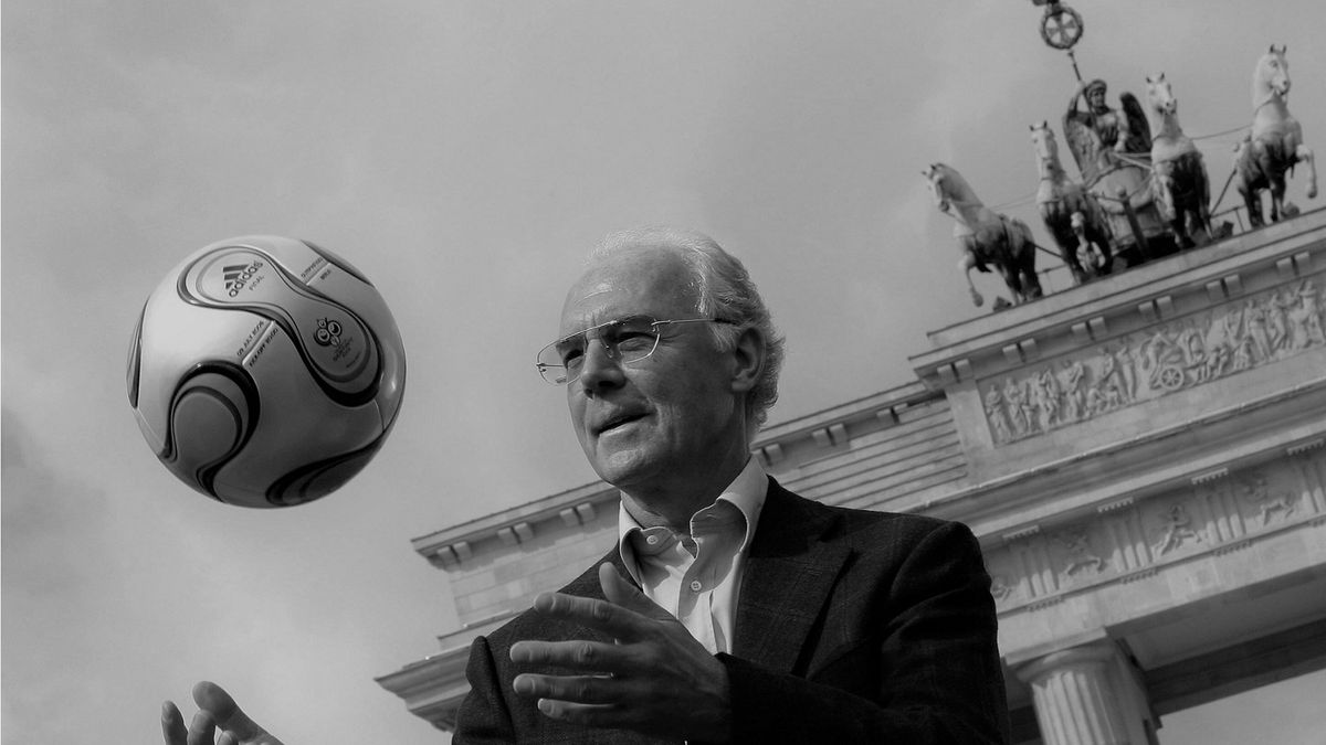 PAP/EPA / Peer Grimm / Franz Beckenbauer