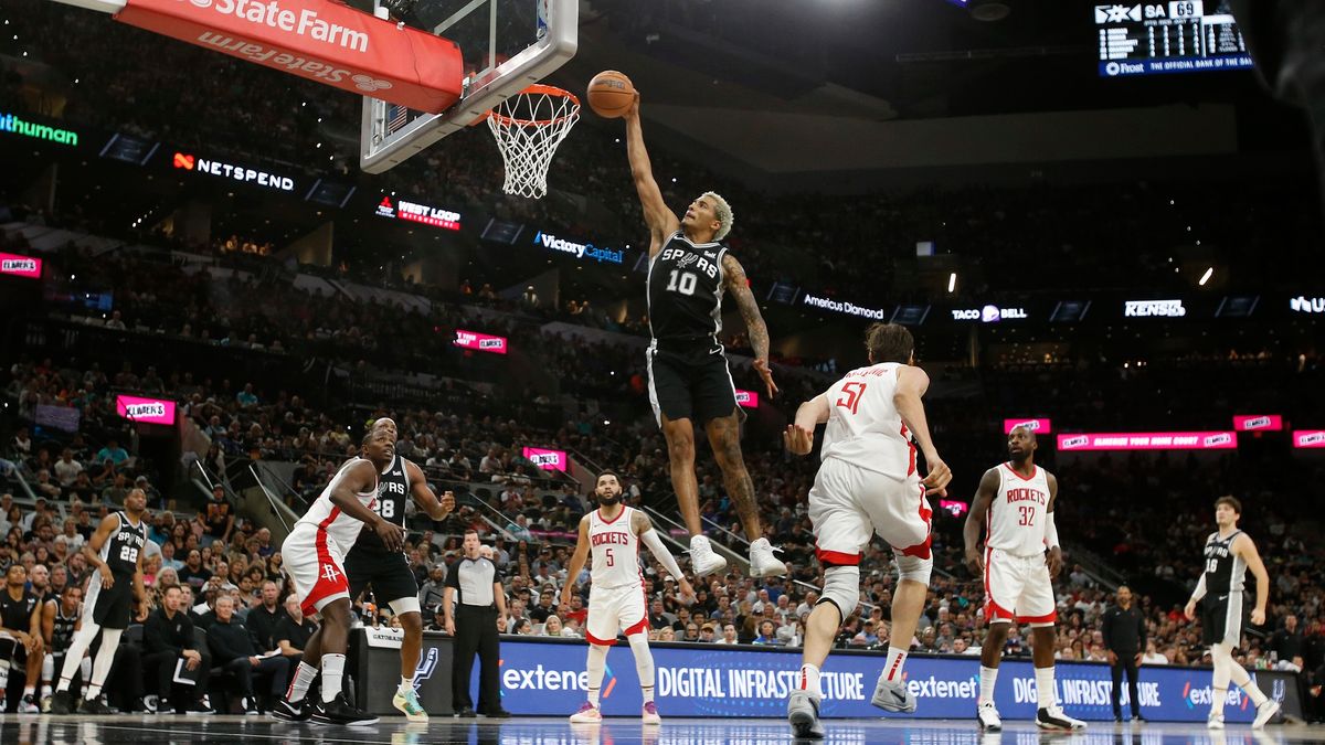 Getty Images / Ronald Cortes / Na zdjęciu: Jeremy Sochan (z piłką).