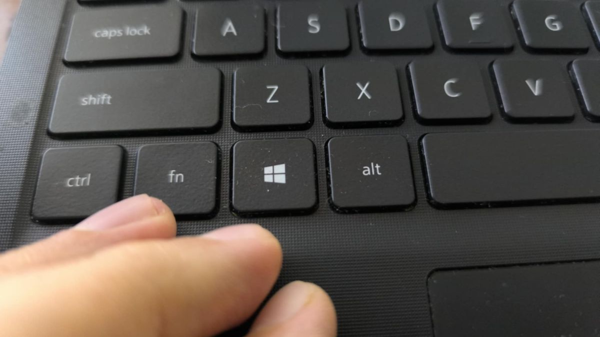 Do czego służy przycisk Windows na klawiaturze?