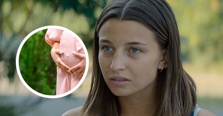 Julia Wieniawa na zdjęciu z ciążowym brzuszkiem. Pokazała się jako przyszła mama