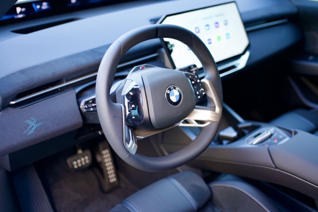 BMW iX3