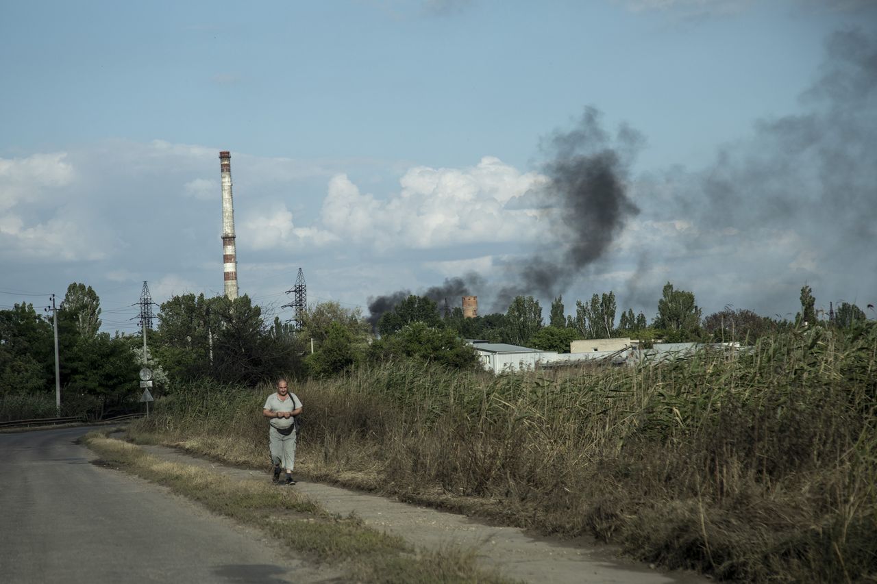 Zakazana amunicja na froncie. Wiatr zwiał chemikalia na Rosjan