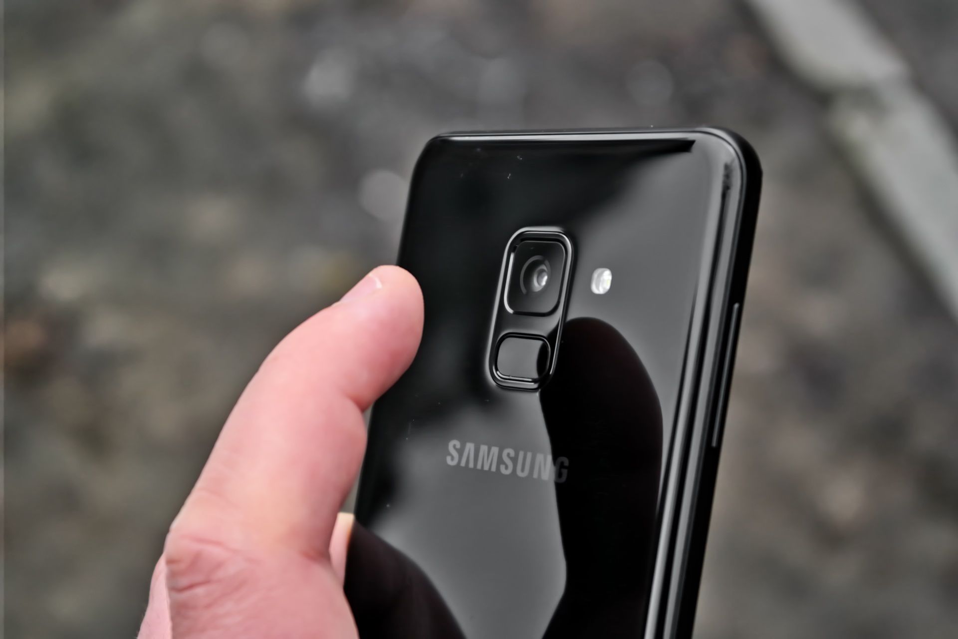 Samsung Galaxy A8 - test, recenzja i opinia 3