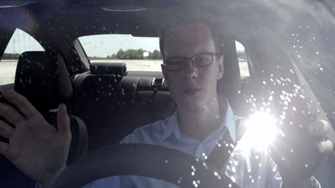 Film dnia. Kto lepiej driftuje: kierowca czy autonomiczny samochód? 1