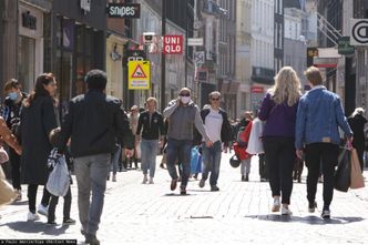 Kolejny kraj odchodzi od obostrzeń. "Ryzykujemy, ale teraz wreszcie jest to możliwe"