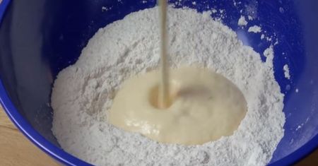 Nigdy więcej nie kupisz pączków, gdy poznasz ten prosty przepis. Minimum składników, a maksimum smaku!